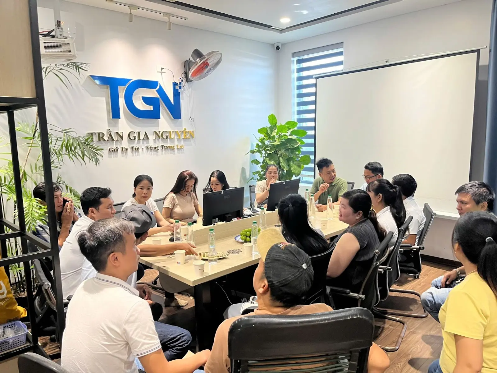 Cung Cap Giai Phap Toan Dien